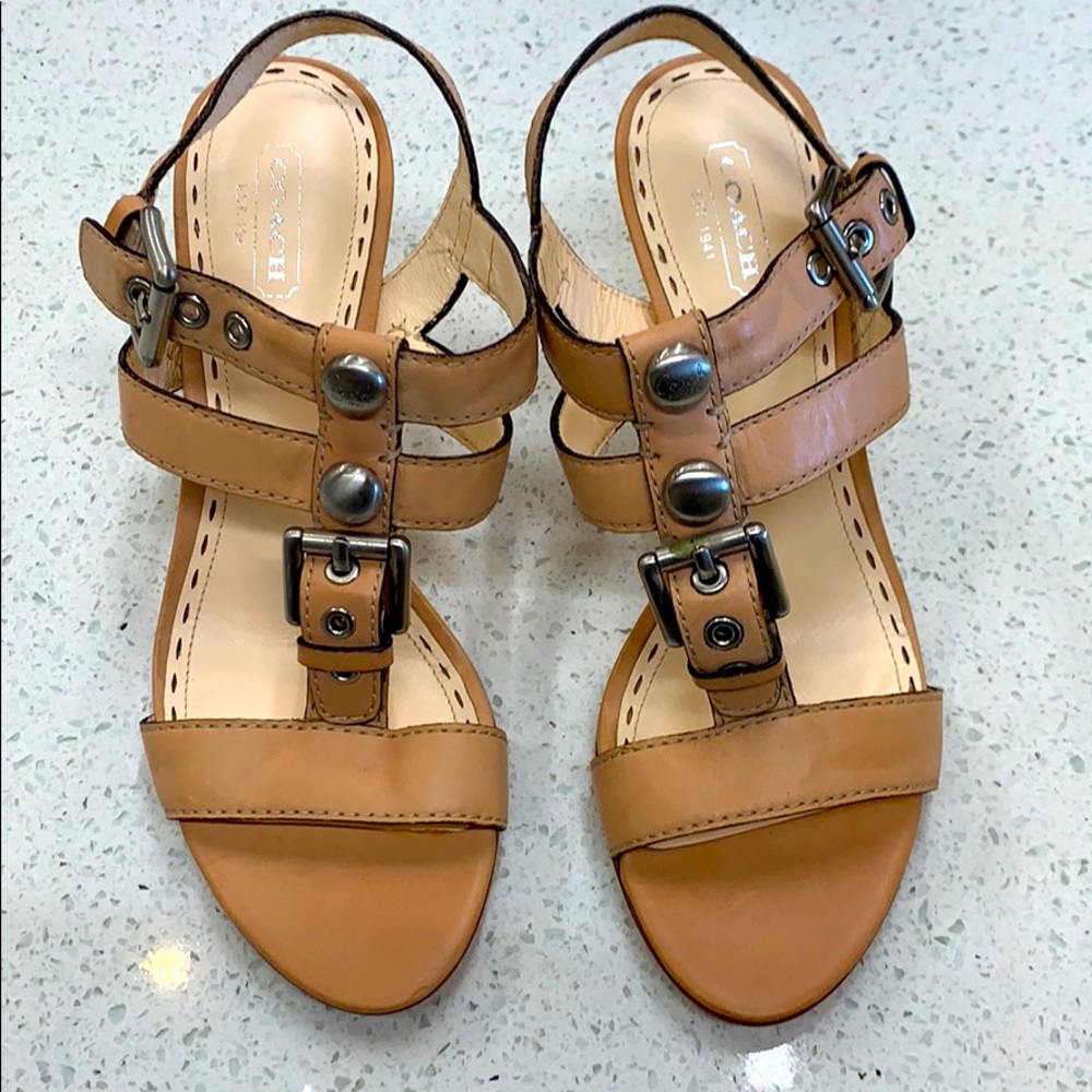 Leather sandals